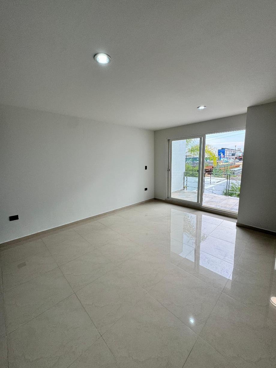 Cerro Lago Palomas, Querétaro, Querétaro, 76230, Mexico, 3 Bedrooms Bedrooms, ,3 BathroomsBathrooms,Residential,For Sale,Cerro Lago Palomas,1672480