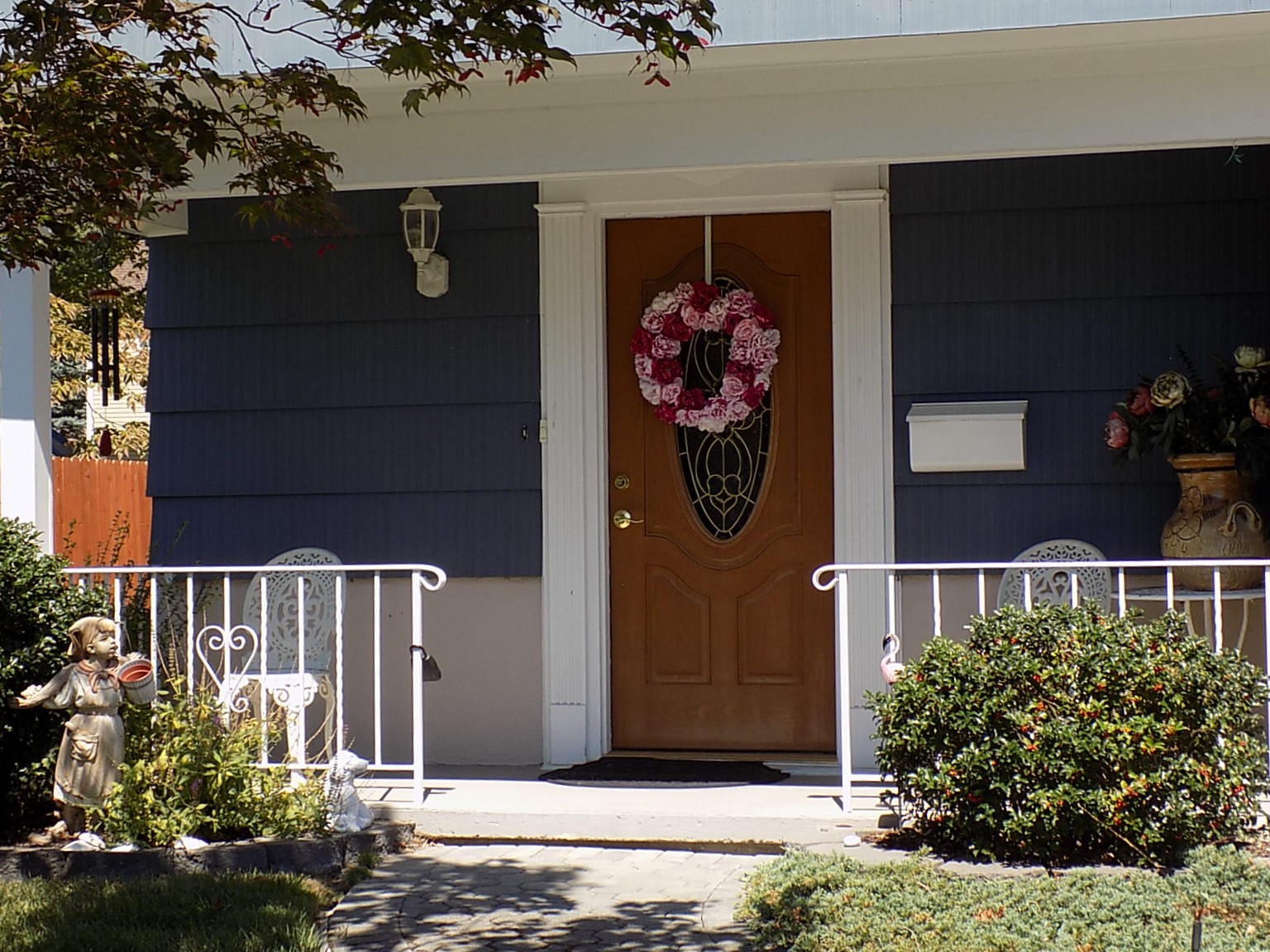 Pompton Plains, New Jersey, 07444, United States, 3 Bedrooms Bedrooms, ,2 BathroomsBathrooms,Residential,For Sale,1937203