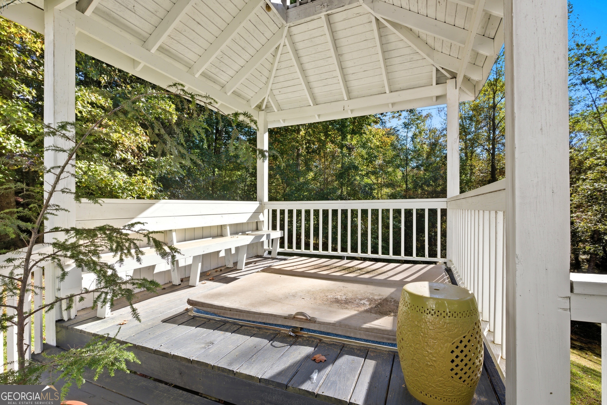 Clarkesville, Georgia, 30523, United States, 4 Bedrooms Bedrooms, ,4 BathroomsBathrooms,Residential,For Sale,1975876