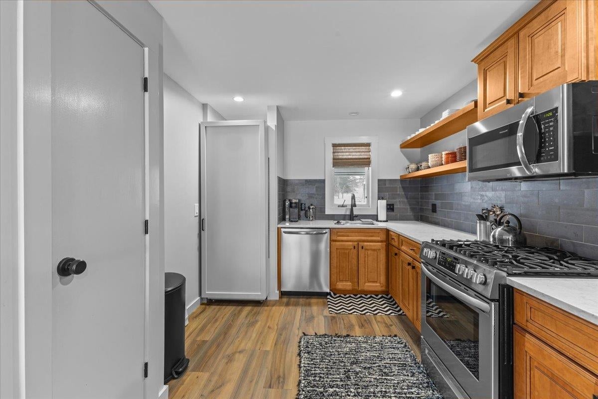 Stowe, Vermont, 05672, United States, 2 Bedrooms Bedrooms, ,2 BathroomsBathrooms,Residential,For Sale,1686552