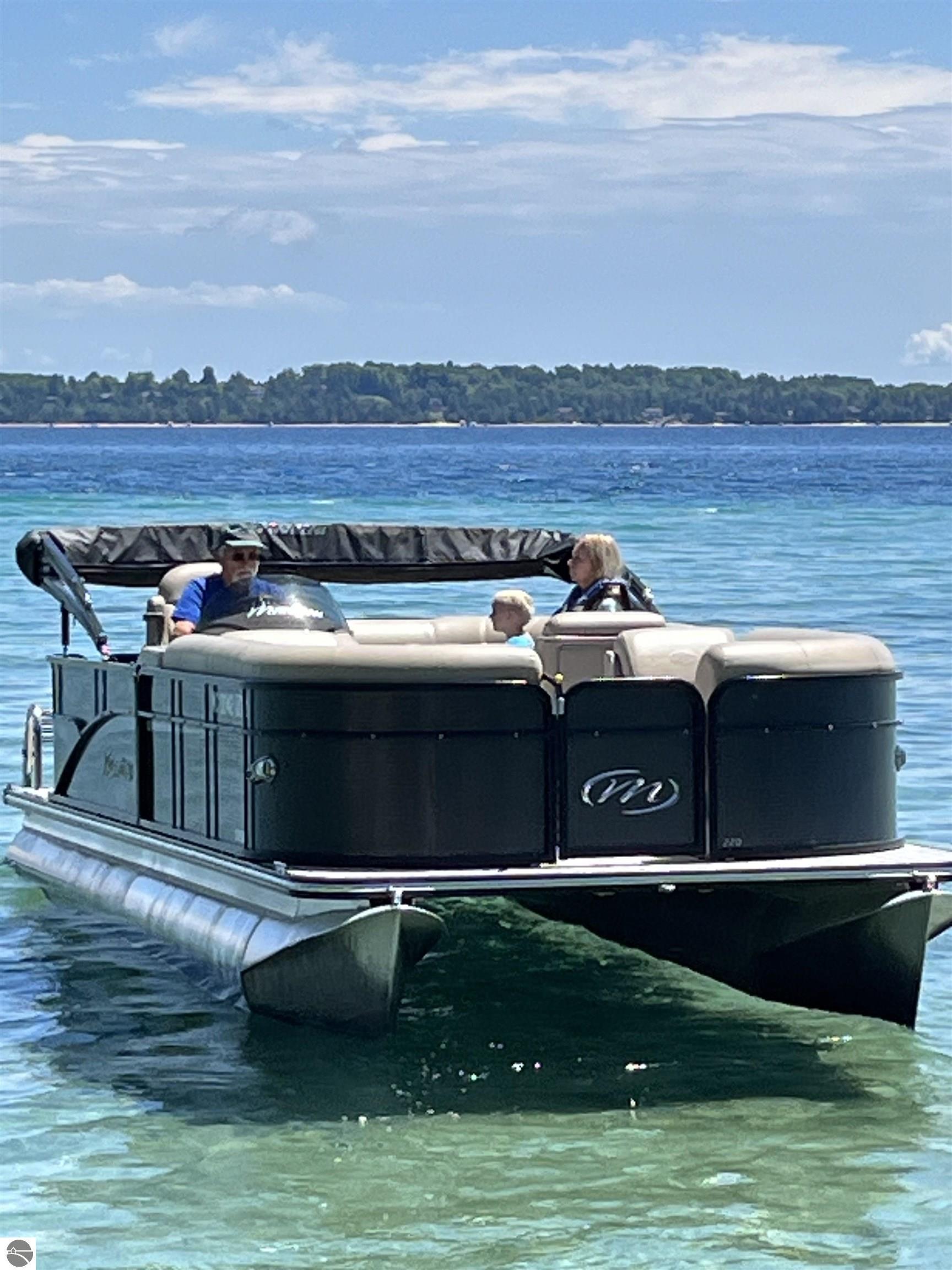 Traverse City, Michigan, 49686, United States, 3 Bedrooms Bedrooms, ,1 BathroomBathrooms,Residential,For Sale,2048667