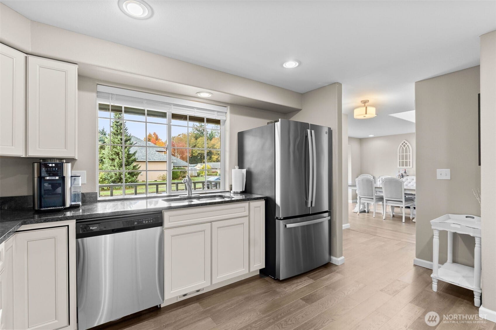 Lacey, Washington, 98513, United States, 4 Bedrooms Bedrooms, ,1 BathroomBathrooms,Residential,For Sale,1989155