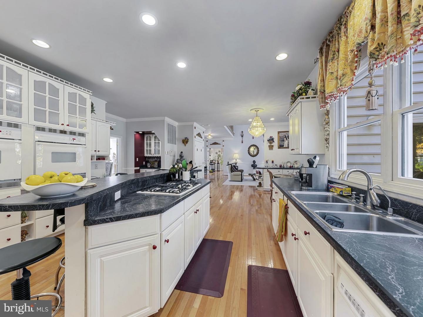 Reston, Virginia, 20190, United States, 6 Bedrooms Bedrooms, ,6 BathroomsBathrooms,Residential,For Sale,1987632