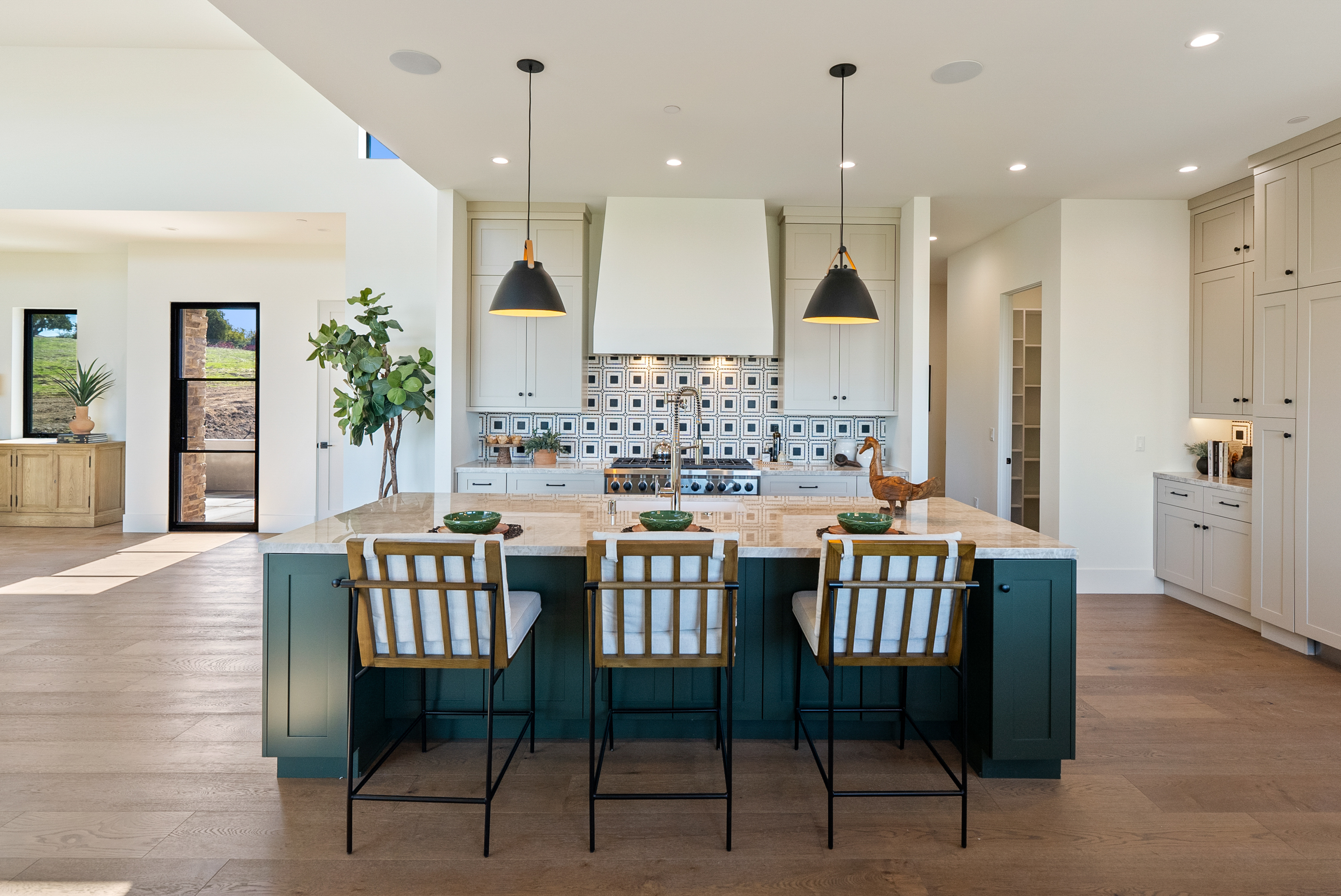  2220 Battering Rock - 物件實景