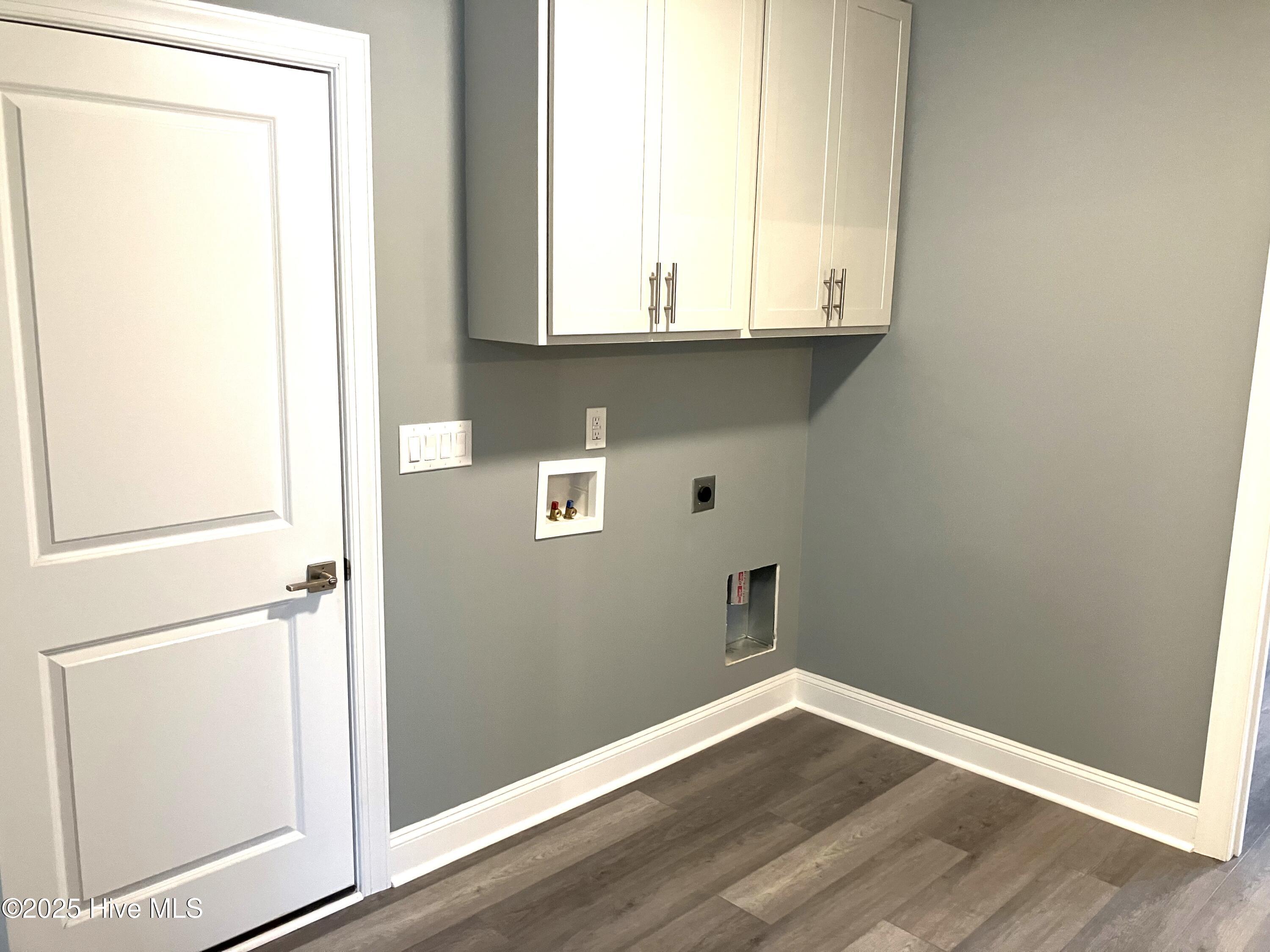 Jacksonville, North Carolina, 28546, United States, 5 Bedrooms Bedrooms, ,3 BathroomsBathrooms,Residential,For Sale,1983326