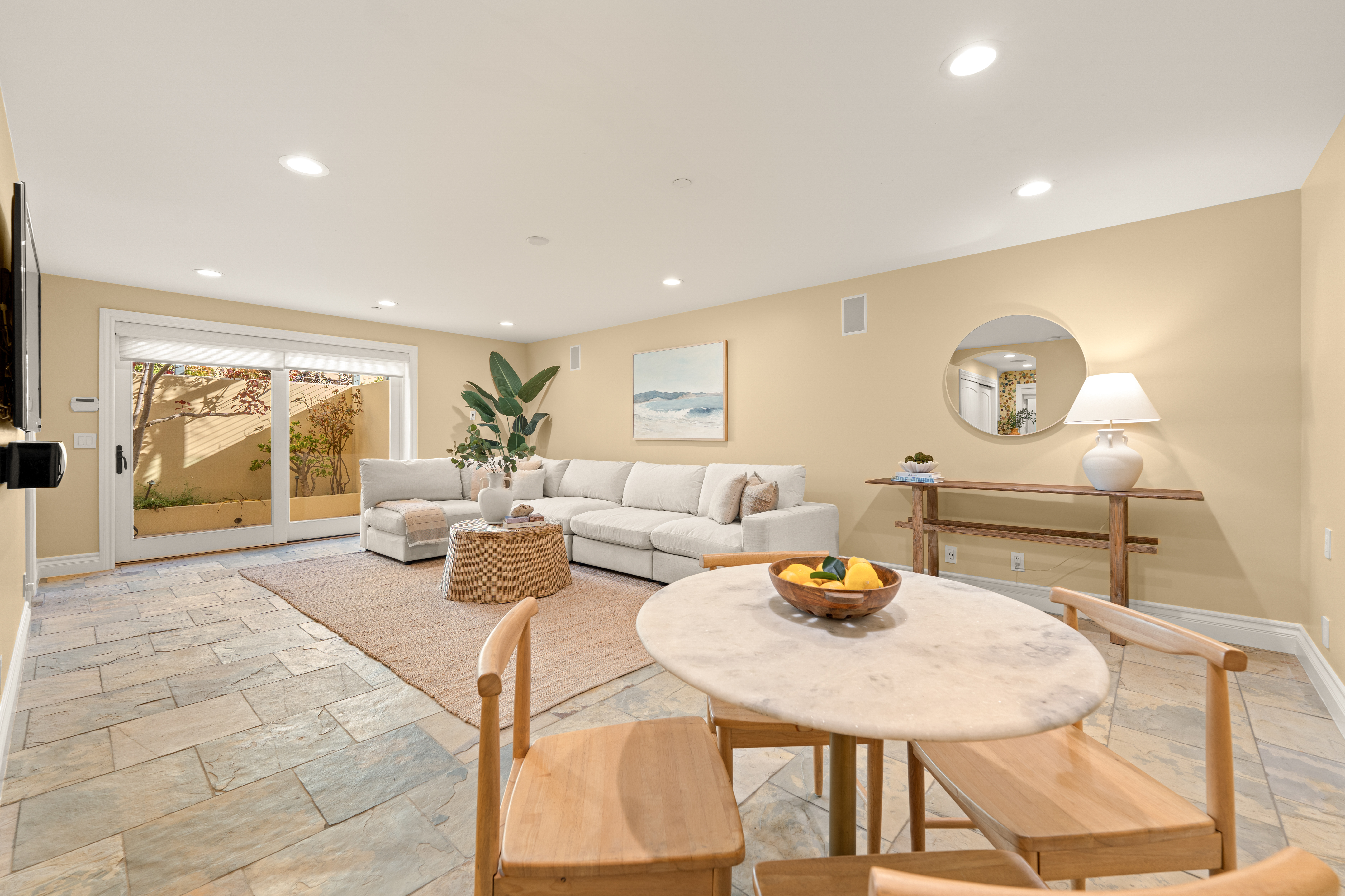  1096 Belfast Lane, Ventura, CA 93001 - 物件實景