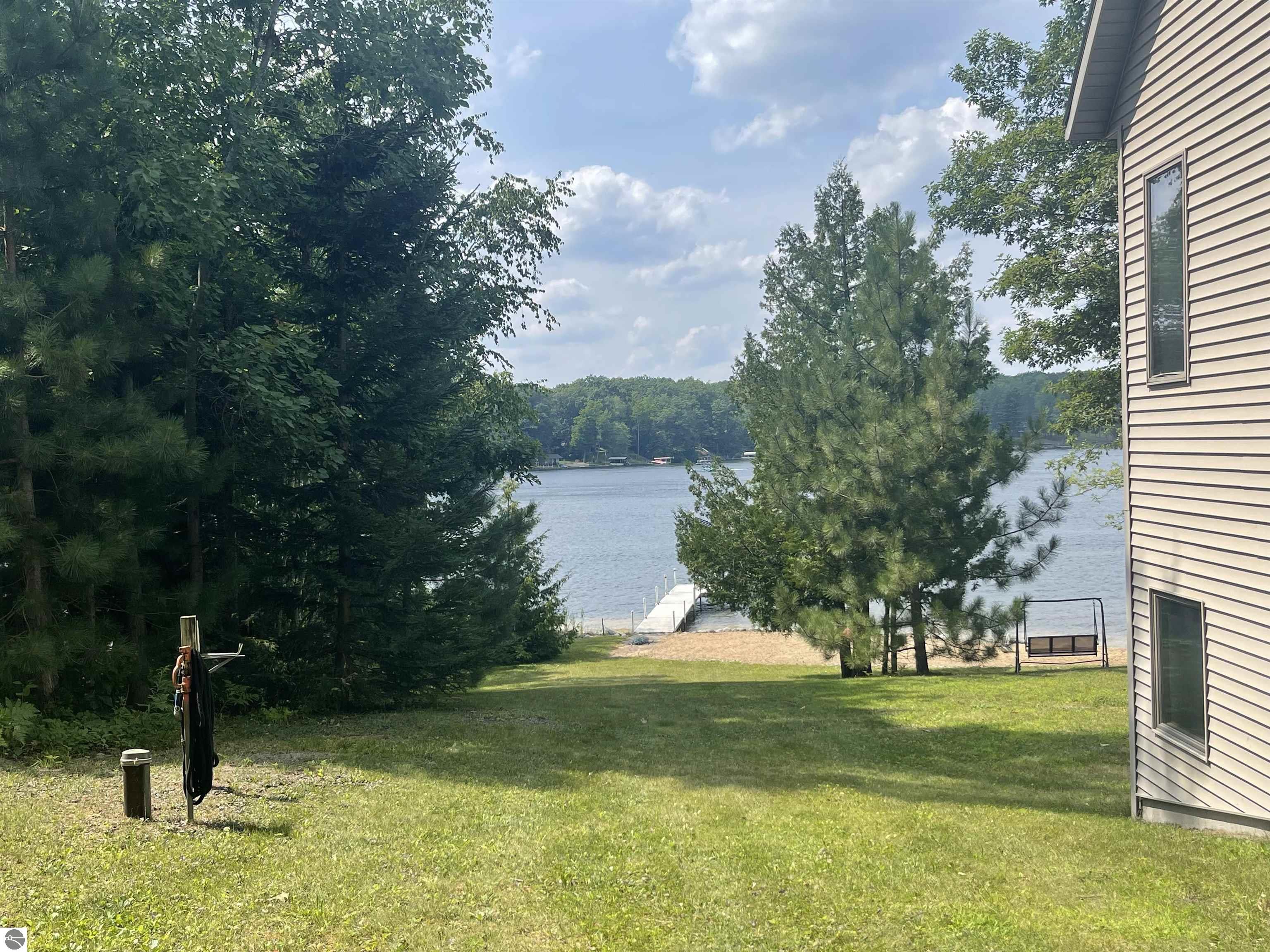 Harrison, Michigan, 48625, United States, 5 Bedrooms Bedrooms, ,4 BathroomsBathrooms,Residential,For Sale,1990816