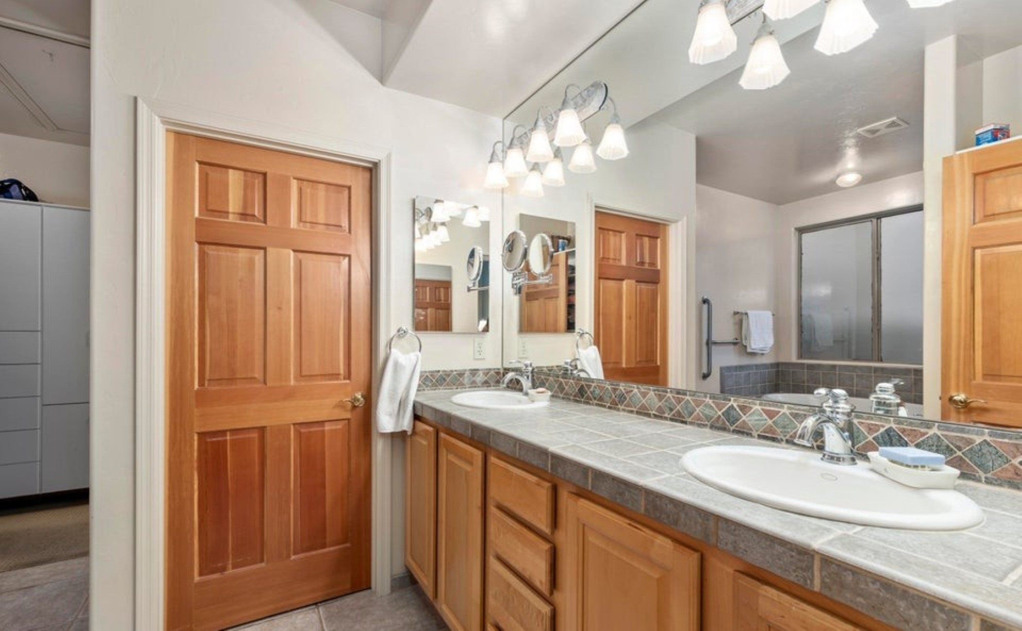  3949 E Playa De Coronado  Tucson, AZ - 物件實景