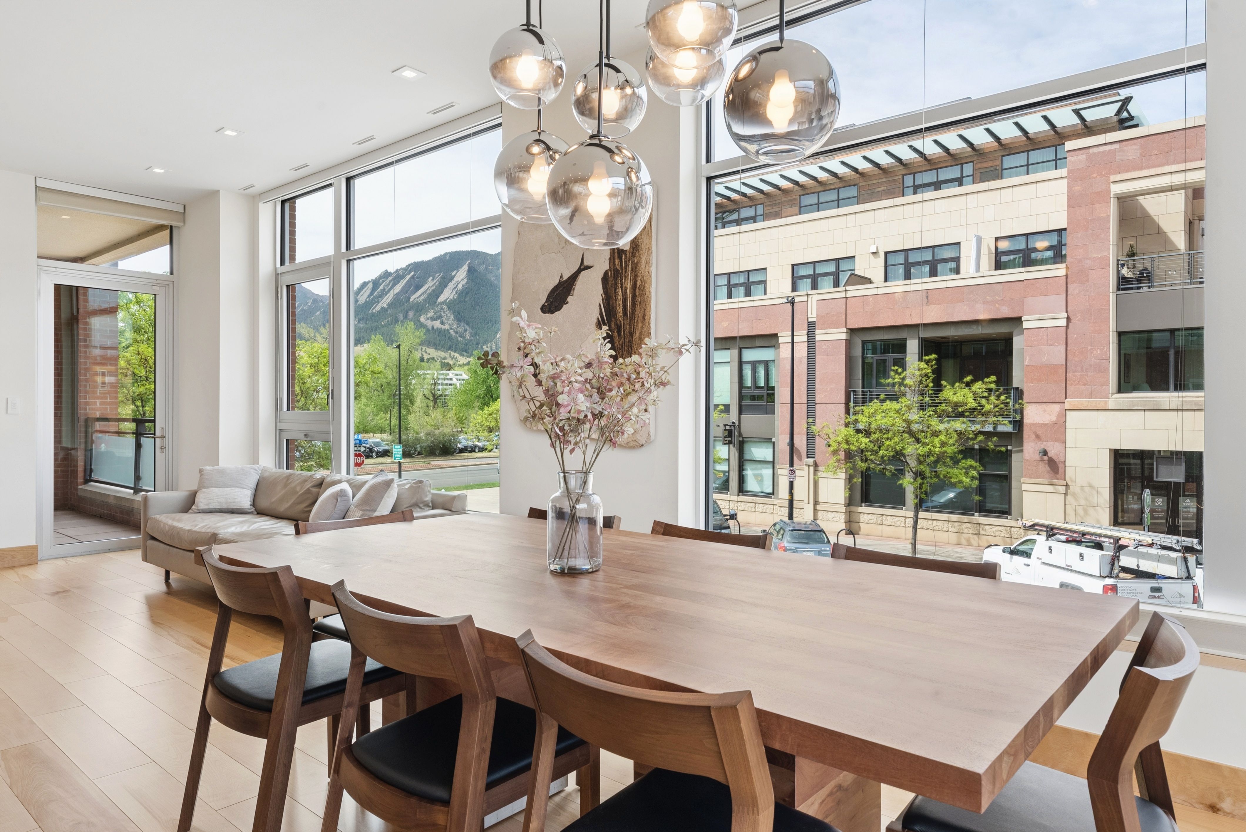  Boulder Living at it