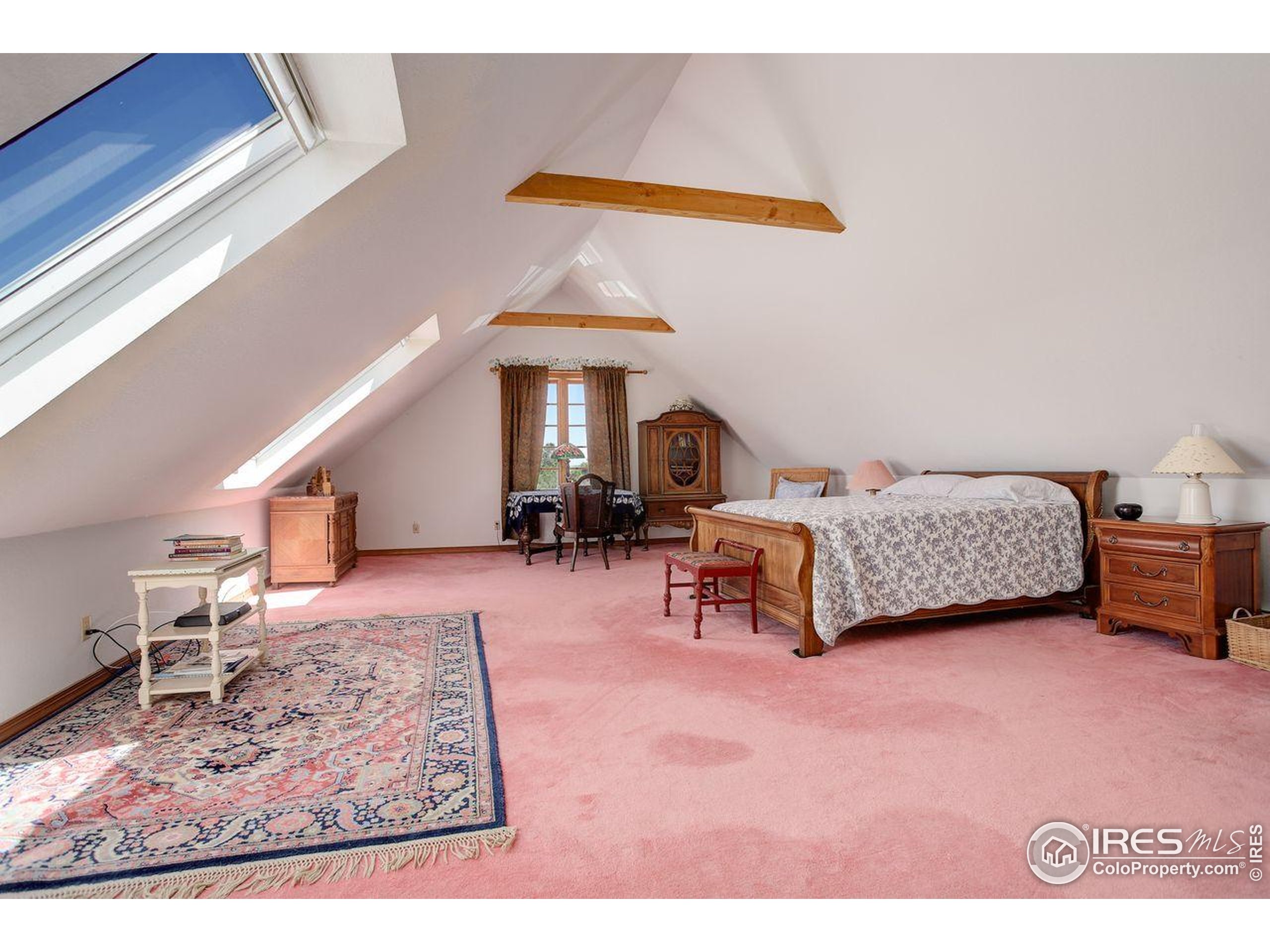 Franktown, Colorado, 80116, United States, 5 Bedrooms Bedrooms, ,2 BathroomsBathrooms,Residential,For Sale,1818789