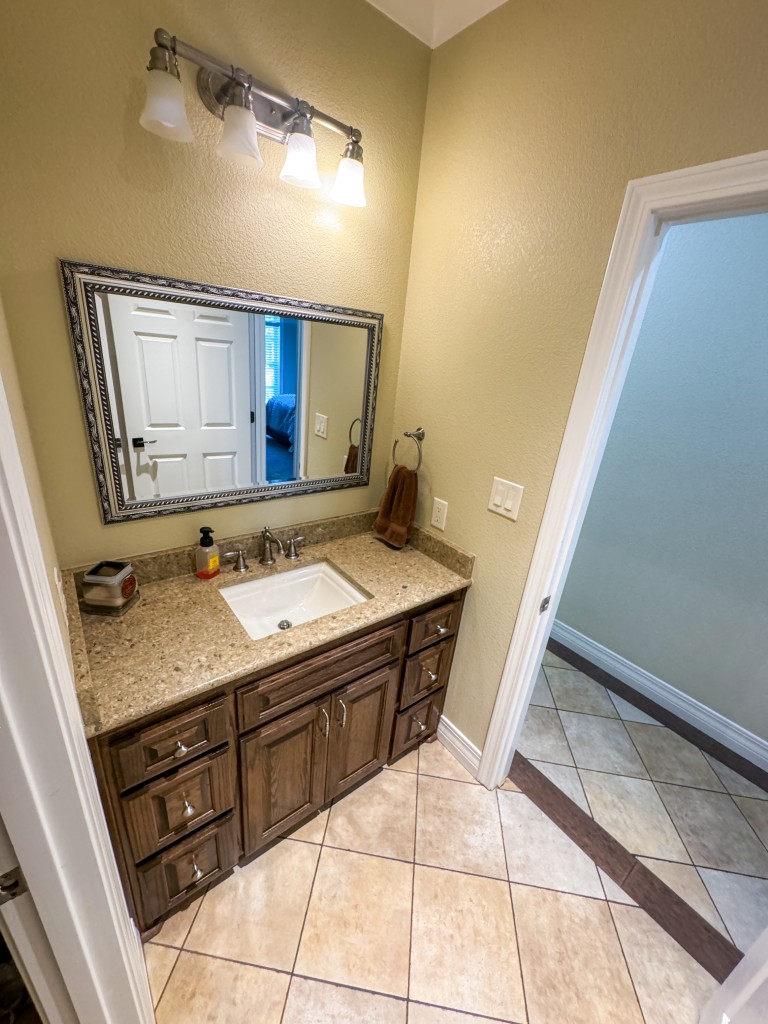 Bloomburg, Texas, 75556, United States, 4 Bedrooms Bedrooms, ,2 BathroomsBathrooms,Residential,For Sale,1789211