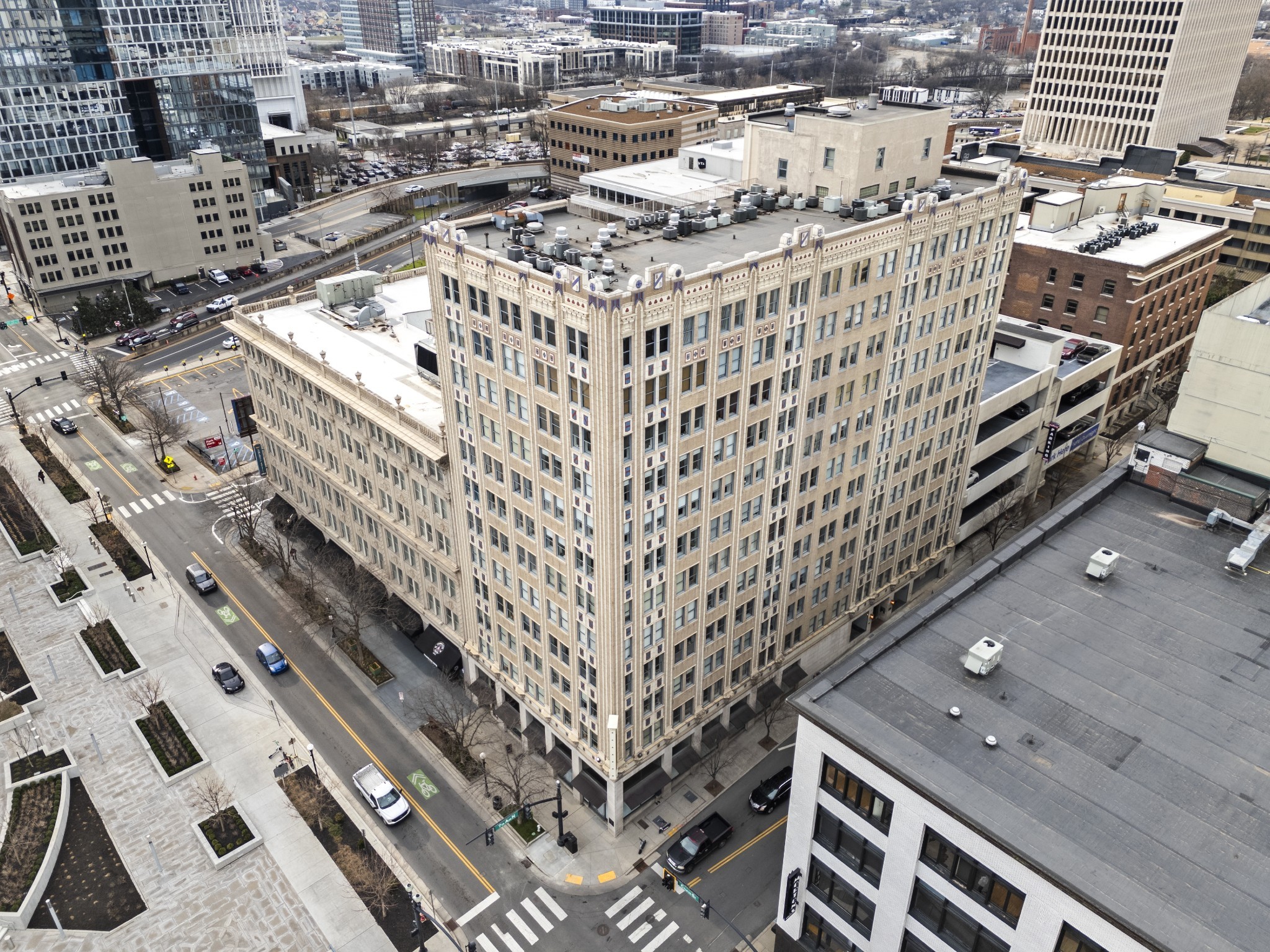  700 Church St Unit #305, Nashville, TN, 37203 - 物件實景