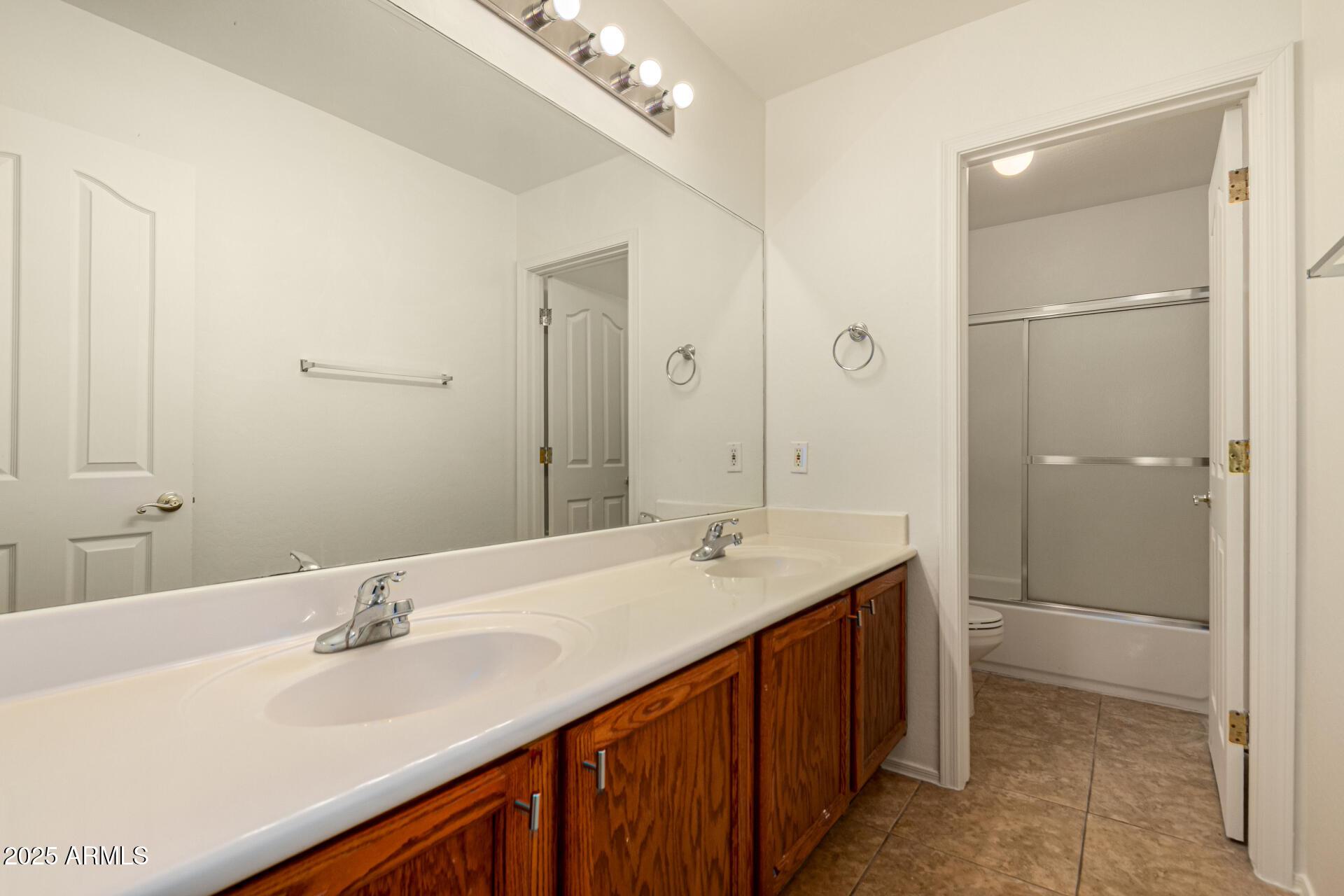 Litchfield Park, Arizona, 85340, United States, 5 Bedrooms Bedrooms, ,5 BathroomsBathrooms,Residential,For Sale,1916561