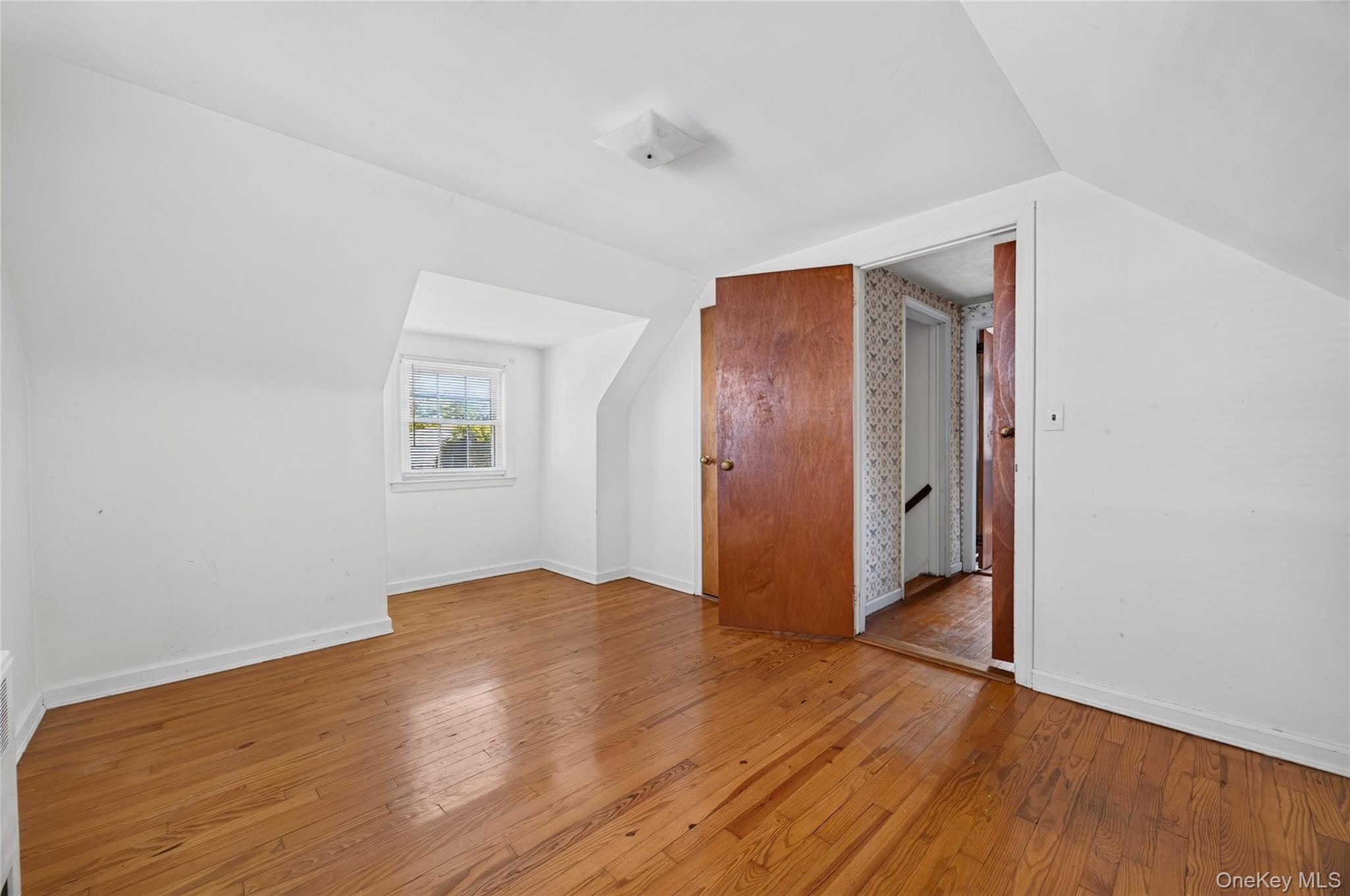  35 Ross Lane, East Norwich, NY, 11732 - 物件實景
