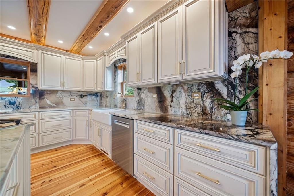 Jasper, Georgia, 30143, United States, 6 Bedrooms Bedrooms, ,6 BathroomsBathrooms,Residential,For Sale,1766130