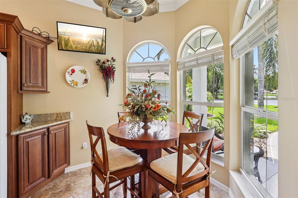 Tavares, Florida, 32778, United States, 2 Bedrooms Bedrooms, ,2 BathroomsBathrooms,Residential,For Sale,1867247