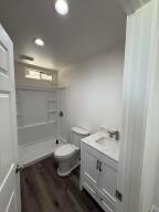 Lancaster, California, 93535, United States, 5 Bedrooms Bedrooms, ,3 BathroomsBathrooms,Residential,For Sale,1840975