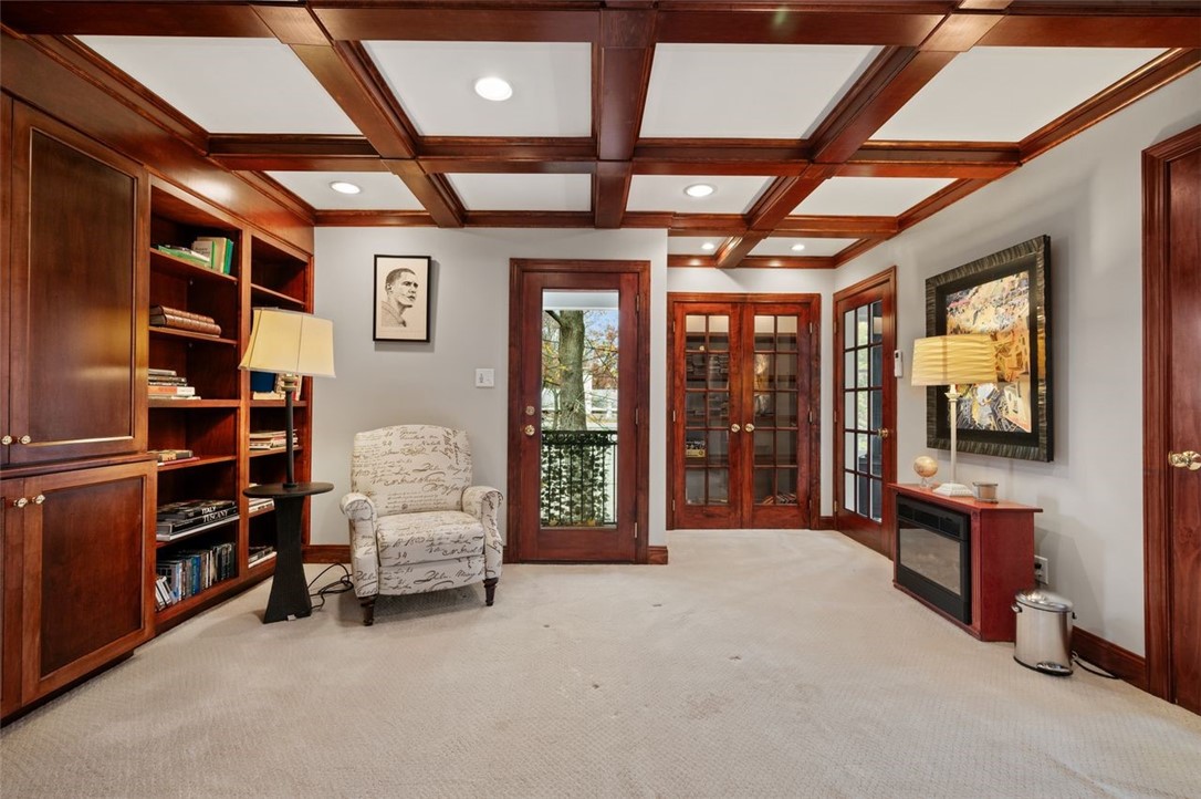 Squirrel Hill, Pennsylvania, 15217, United States, 5 Bedrooms Bedrooms, ,4 BathroomsBathrooms,Residential,For Sale,1991215