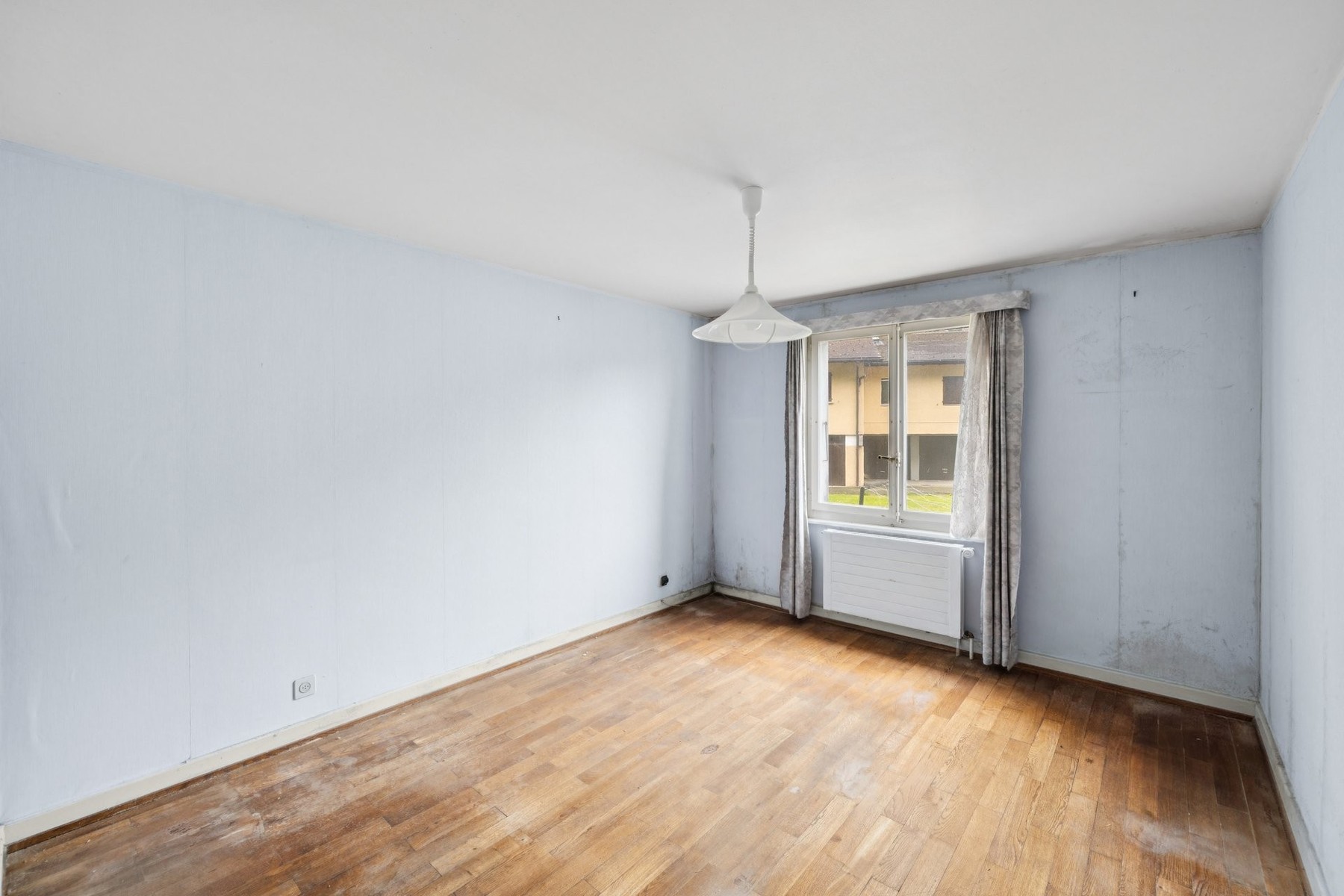 Detached villa in need of renovation - 物件實景