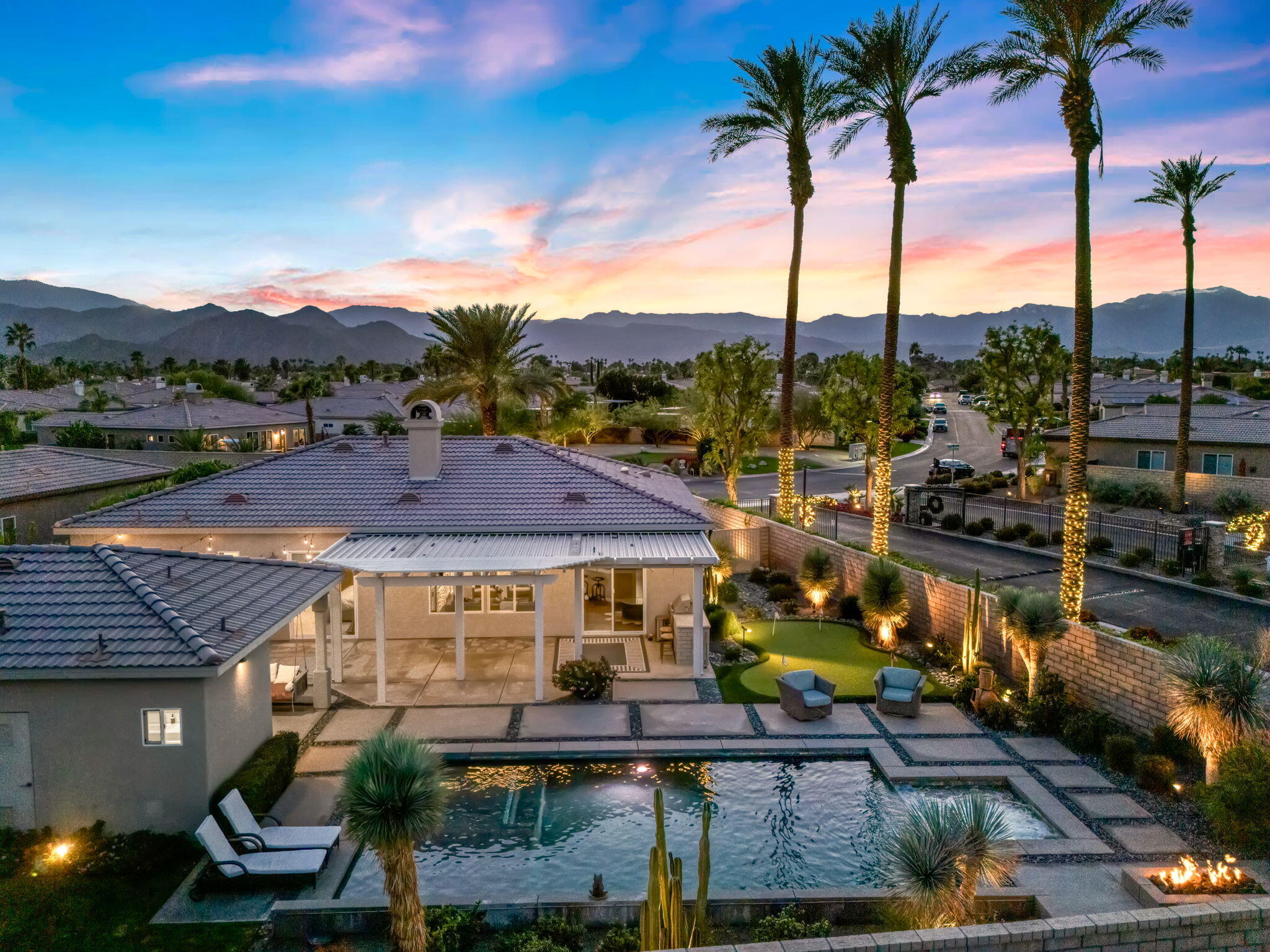 La Quinta, California, 92253, United States, 5 Bedrooms Bedrooms, ,3 BathroomsBathrooms,Residential,For Sale,1998389