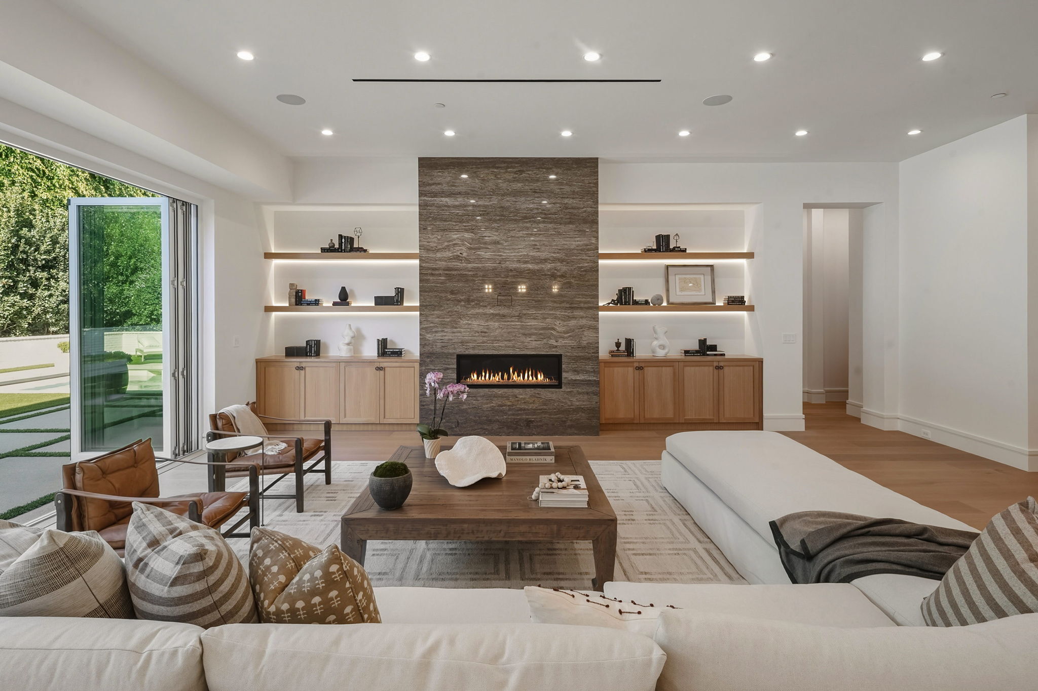  1675 San Remo Dr - 物件實景