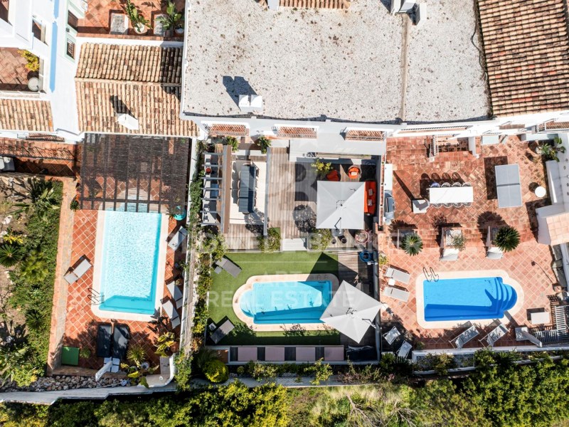 Benahavís, Andalusia, ES, 5 Bedrooms Bedrooms, ,4 BathroomsBathrooms,Residential,For Sale,1804901
