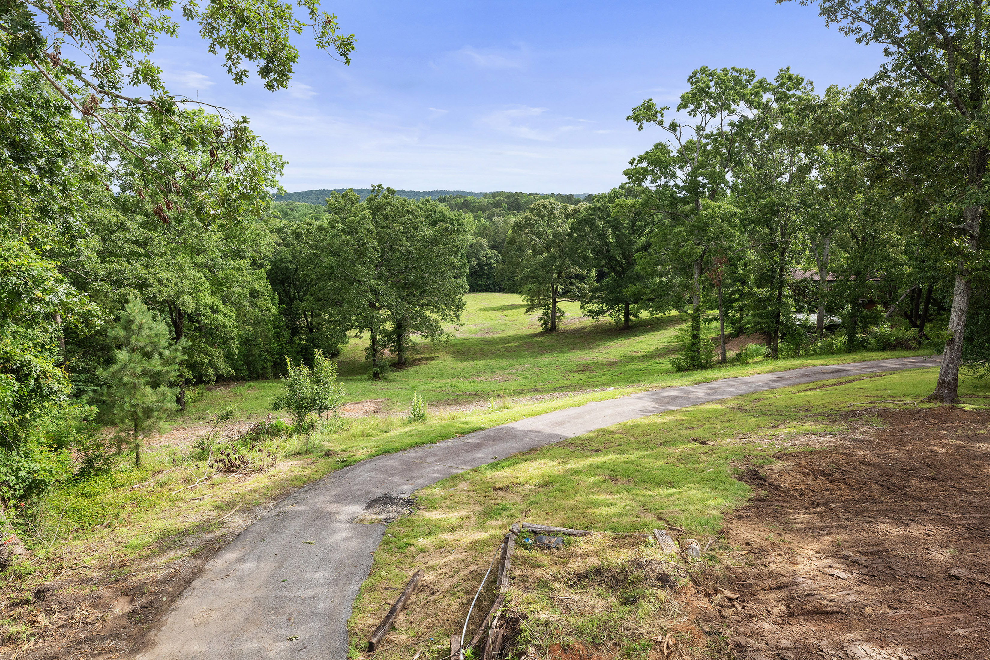  A Perfect Blend of Privacy and Natural Beauty in Newnan - 物件實景