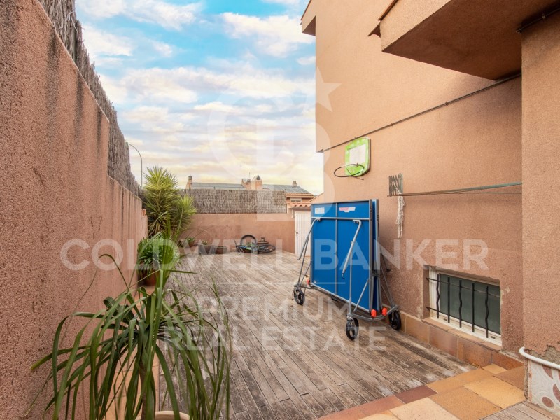 Sant Quirze del Vallès, Catalonia, ES, 4 Bedrooms Bedrooms, ,2 BathroomsBathrooms,Residential,For Sale,1614303