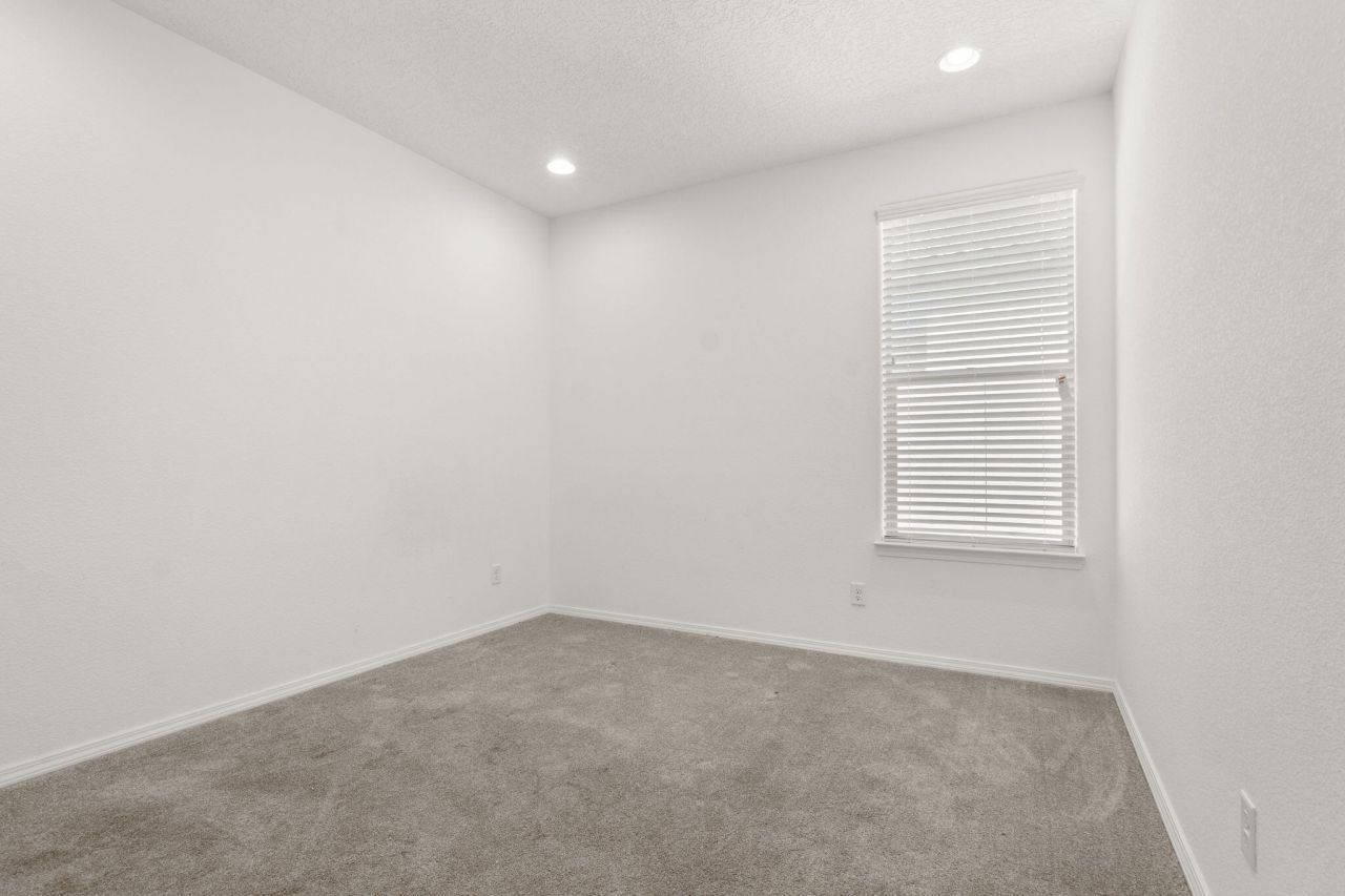 Albuquerque, New Mexico, 87120, United States, 4 Bedrooms Bedrooms, ,2 BathroomsBathrooms,Residential,For Sale,1917579