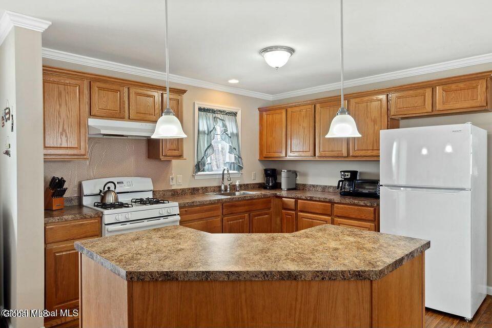 Broome, New York, 12122, United States, 4 Bedrooms Bedrooms, ,3 BathroomsBathrooms,Residential,For Sale,1928748
