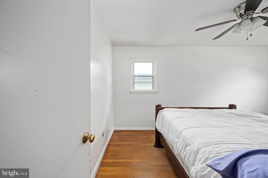 Alexandria, Virginia, 22308, United States, 4 Bedrooms Bedrooms, ,3 BathroomsBathrooms,Residential,For Sale,1921222