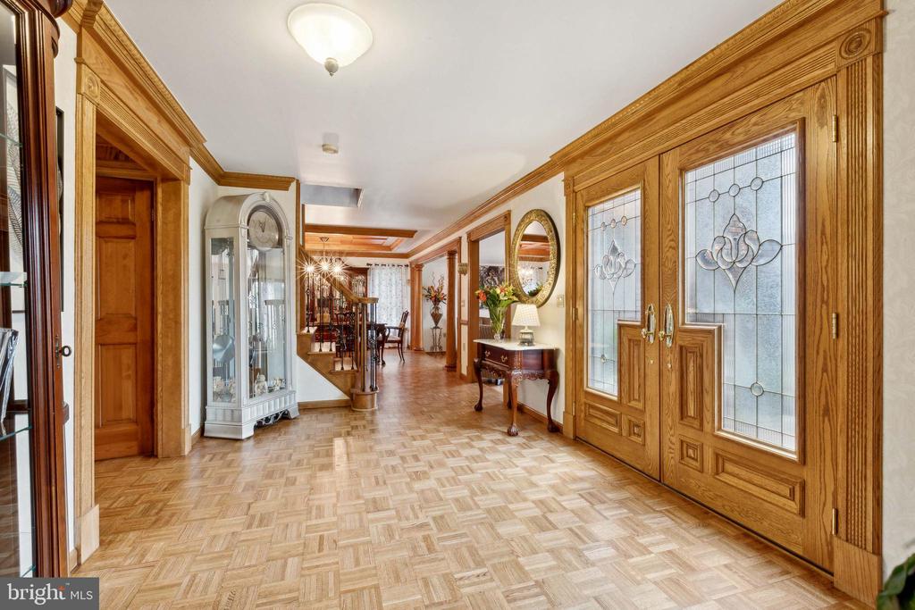 Colts Neck, New Jersey, 07722, United States, 4 Bedrooms Bedrooms, ,4 BathroomsBathrooms,Residential,For Sale,1792181
