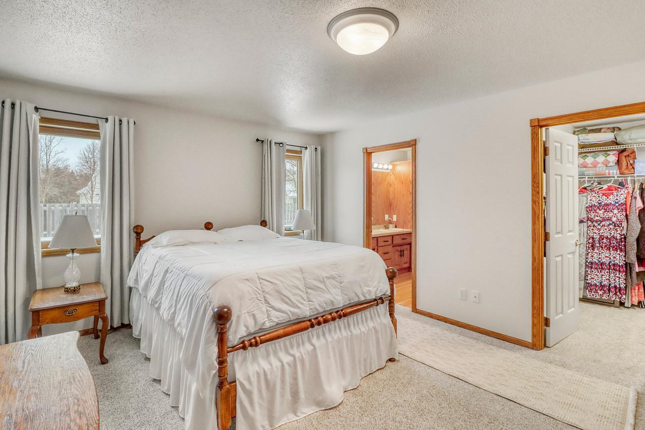 West Fargo, North Dakota, 58078, United States, 3 Bedrooms Bedrooms, ,2 BathroomsBathrooms,Residential,For Sale,2006344