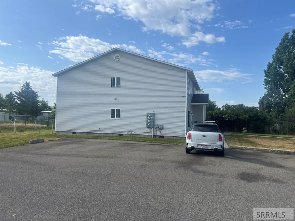 IDAHO FALLS, Idaho, 83401, United States, 8 Bedrooms Bedrooms, ,4 BathroomsBathrooms,Residential,For Sale,1927725
