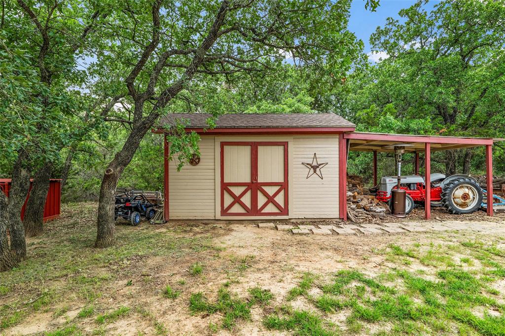 Weatherford, Texas, 76088, United States, 5 Bedrooms Bedrooms, ,4 BathroomsBathrooms,Residential,For Sale,1920303