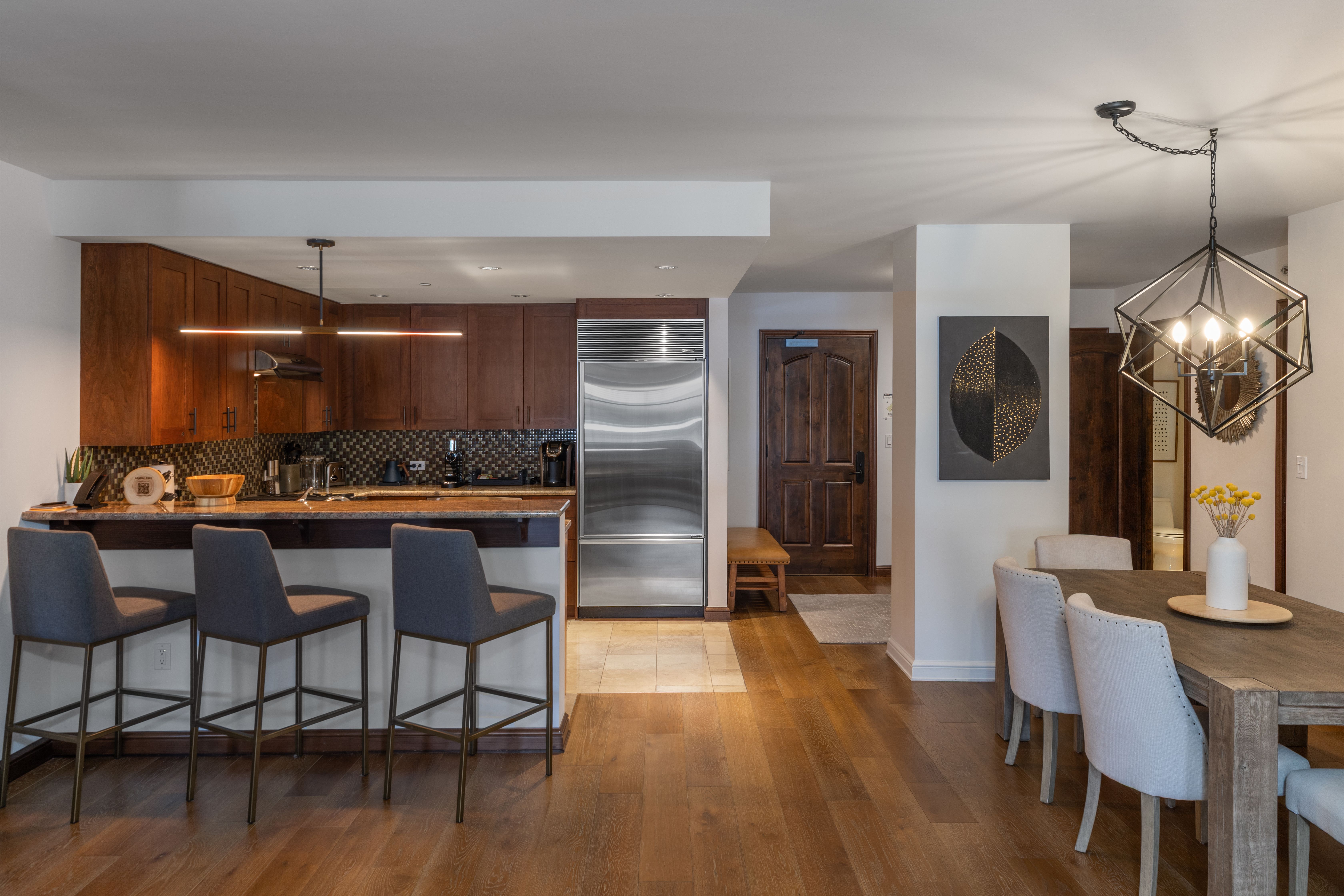  New Remodeled 2 Bedroom Condo in The Madeline - 物件實景