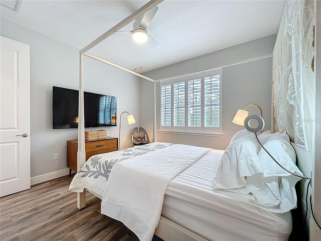 Groveland, Florida, 34736, United States, 5 Bedrooms Bedrooms, ,7 BathroomsBathrooms,Residential,For Sale,1906633