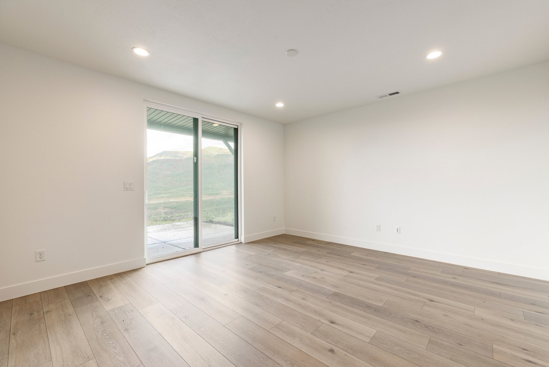  New Construction  4 Bedrooms  Nightly Rental Approved  Panoramic Views - 物件實景