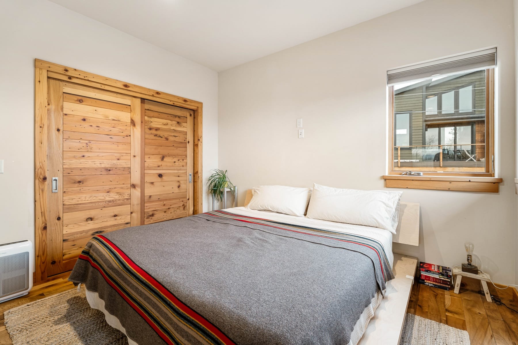  22 NW Shasta Place Bend, OR 97703 - 物件實景