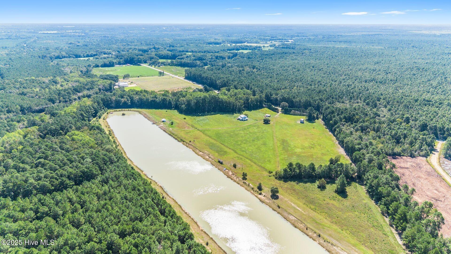 Harrells, North Carolina, 28444, United States, 4 Bedrooms Bedrooms, ,5 BathroomsBathrooms,Residential,For Sale,1955084