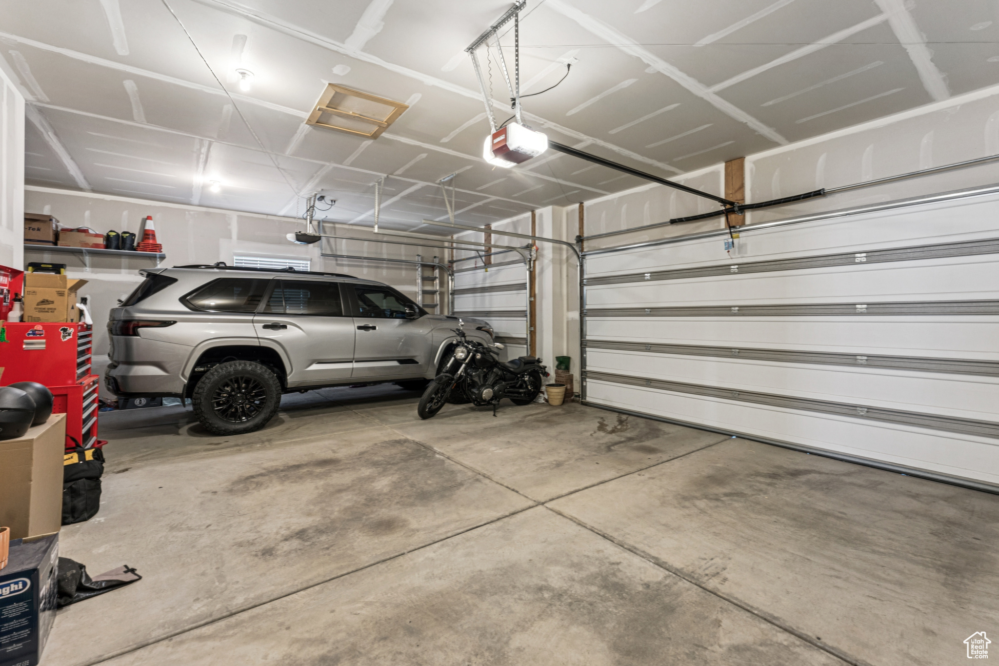 Riverton, Utah, 84096, United States, 4 Bedrooms Bedrooms, ,2 BathroomsBathrooms,Residential,For Sale,1932911