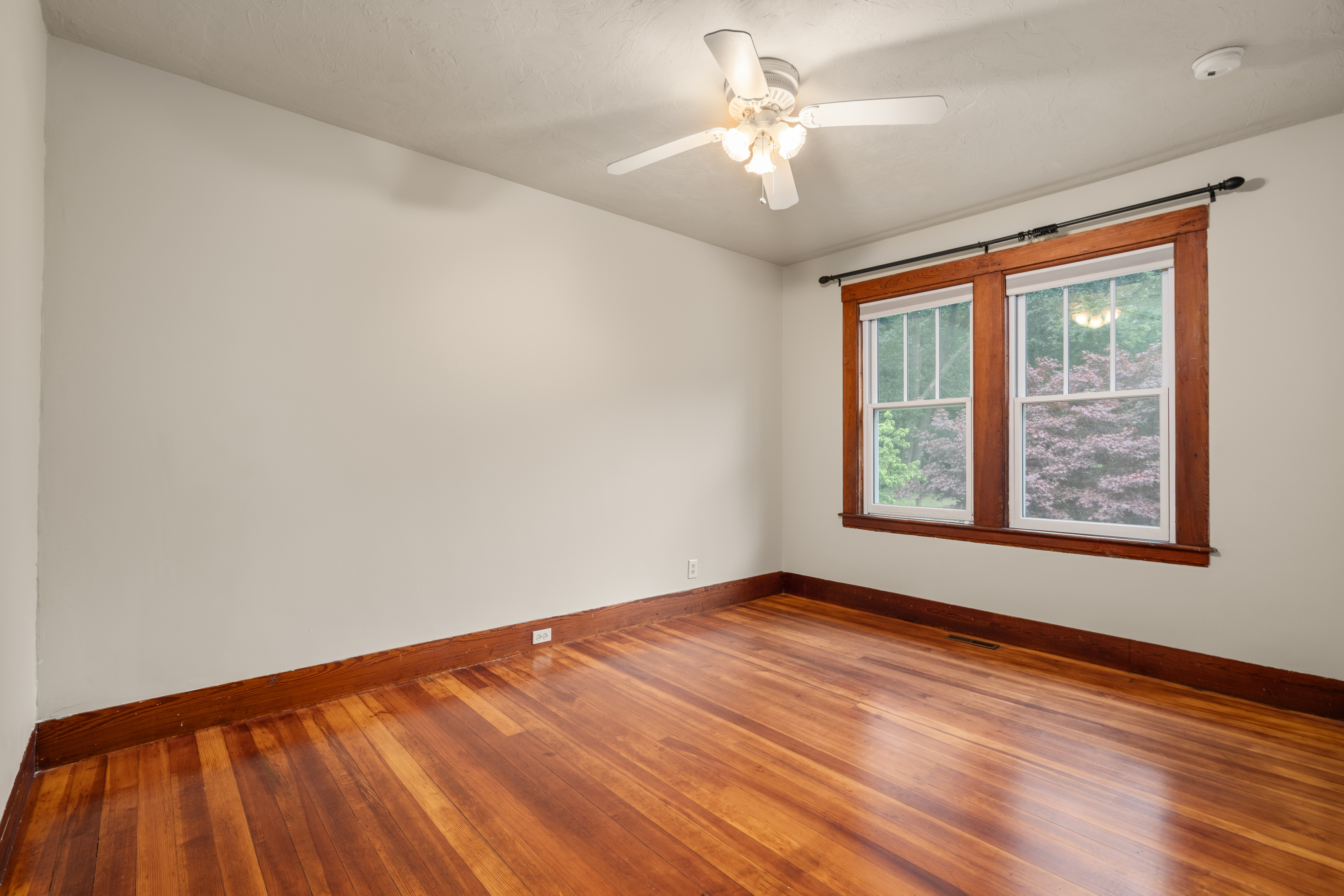  18 Shears Street, Wrentham, MA, 02093 - 物件實景