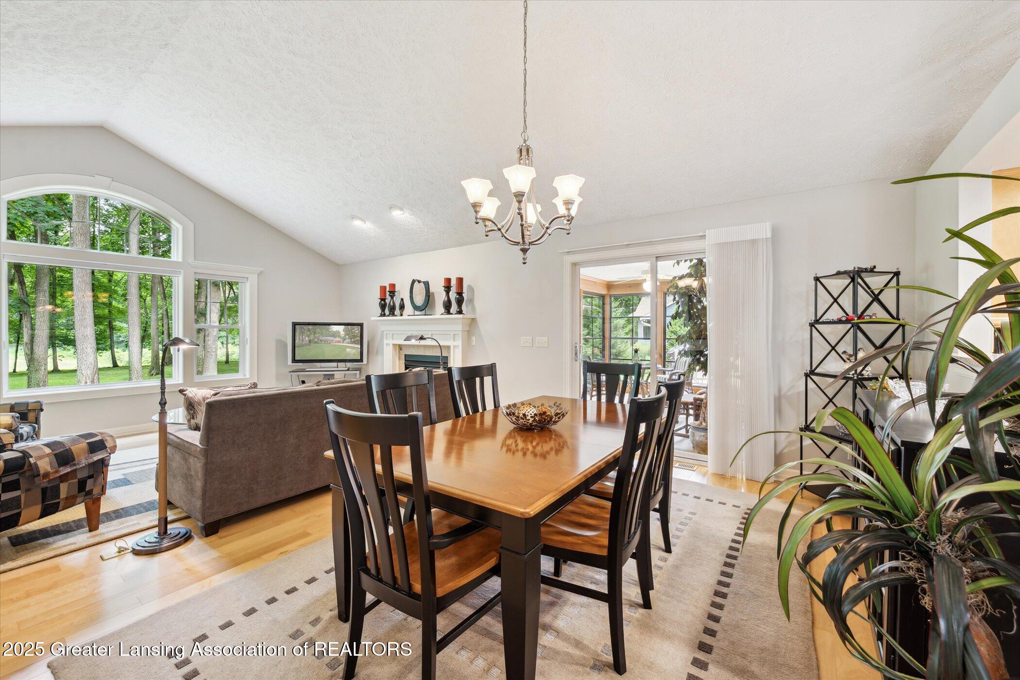Bath, Michigan, 48808, United States, 4 Bedrooms Bedrooms, ,3 BathroomsBathrooms,Residential,For Sale,1890488
