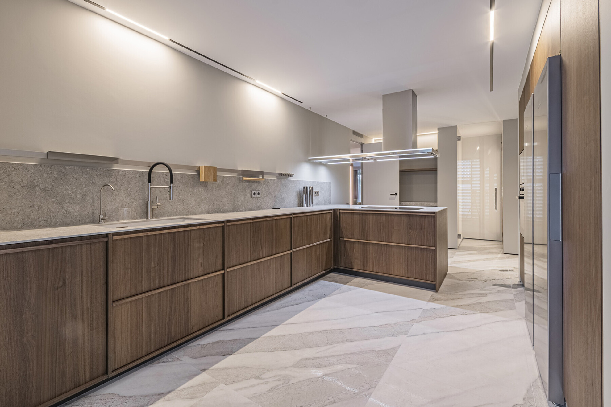  Luxurious Six-Bedroom Apartment in Exclusive Pedralbes Building - 物件實景