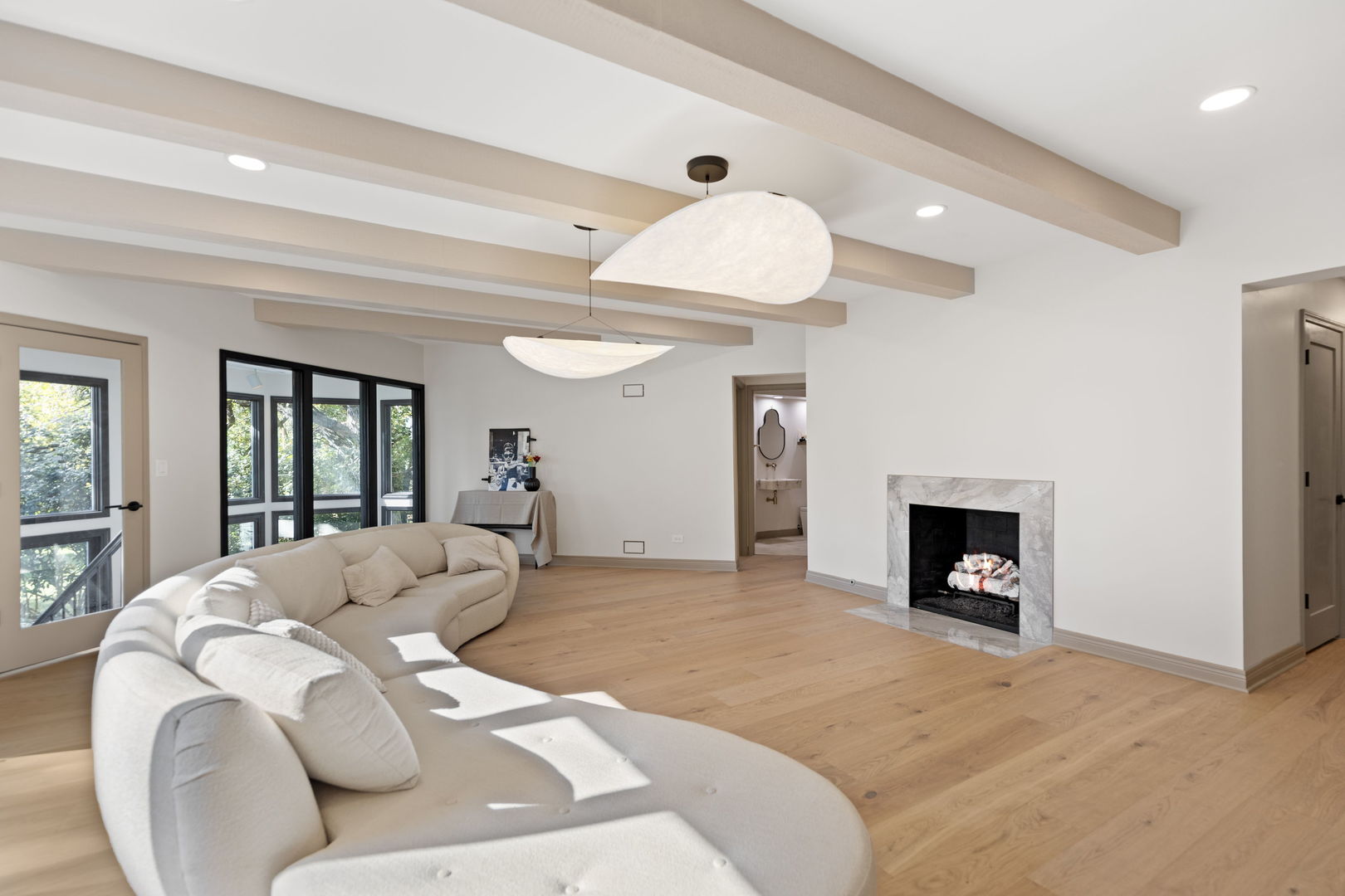 Long Grove, Illinois, 60047, United States, 4 Bedrooms Bedrooms, ,4 BathroomsBathrooms,Residential,For Sale,1994818