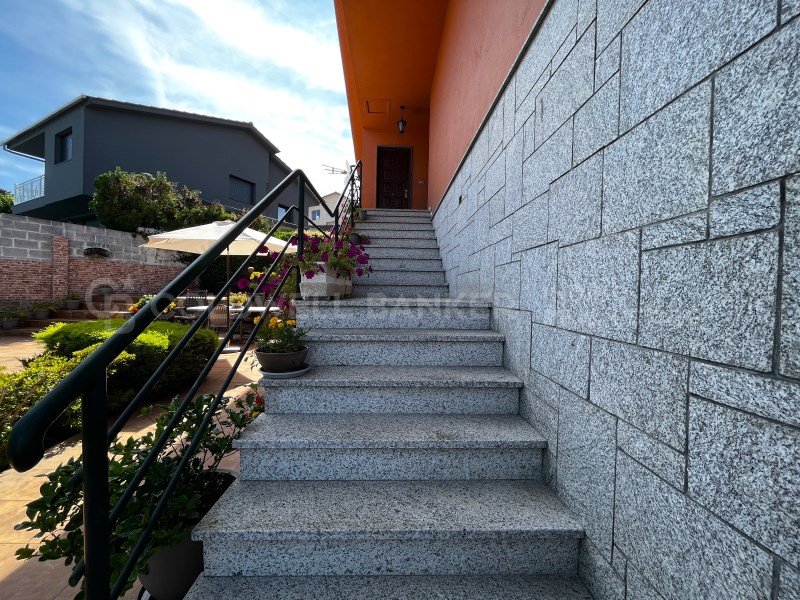 Pontevedra, Vigo, Comesa?a - Matam?, Matam? Pontev, Vigo, Galicia, ES, 4 Bedrooms Bedrooms, ,3 BathroomsBathrooms,Residential,For Sale,Pontevedra, Vigo, Comesa?a - Matam?, Matam? Pontev,1599052