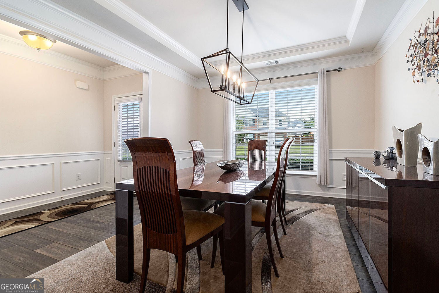 Cumming, Georgia, 30040, United States, 5 Bedrooms Bedrooms, ,5 BathroomsBathrooms,Residential,For Sale,1922351