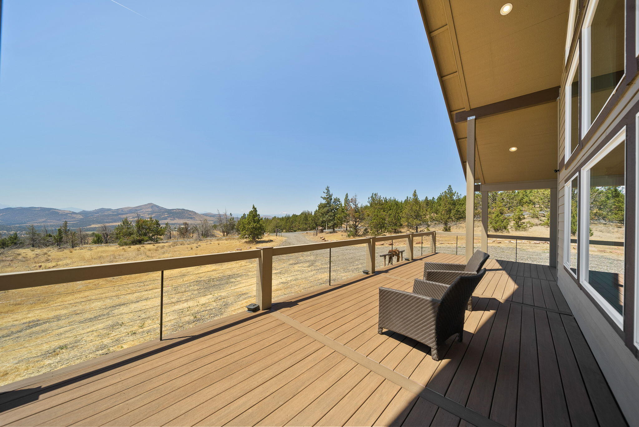 Prineville, Oregon, 97754, United States, 4 Bedrooms Bedrooms, ,3 BathroomsBathrooms,Residential,For Sale,1902068