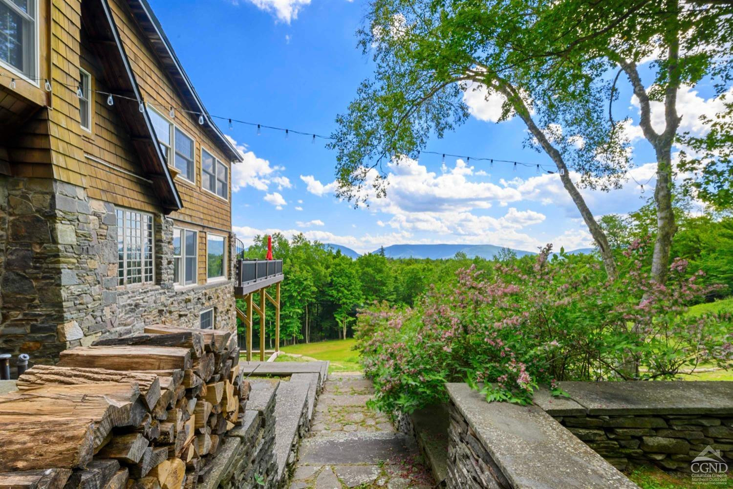 Tannersville, New York, 12485, United States, 6 Bedrooms Bedrooms, ,5 BathroomsBathrooms,Residential,For Sale,1947119