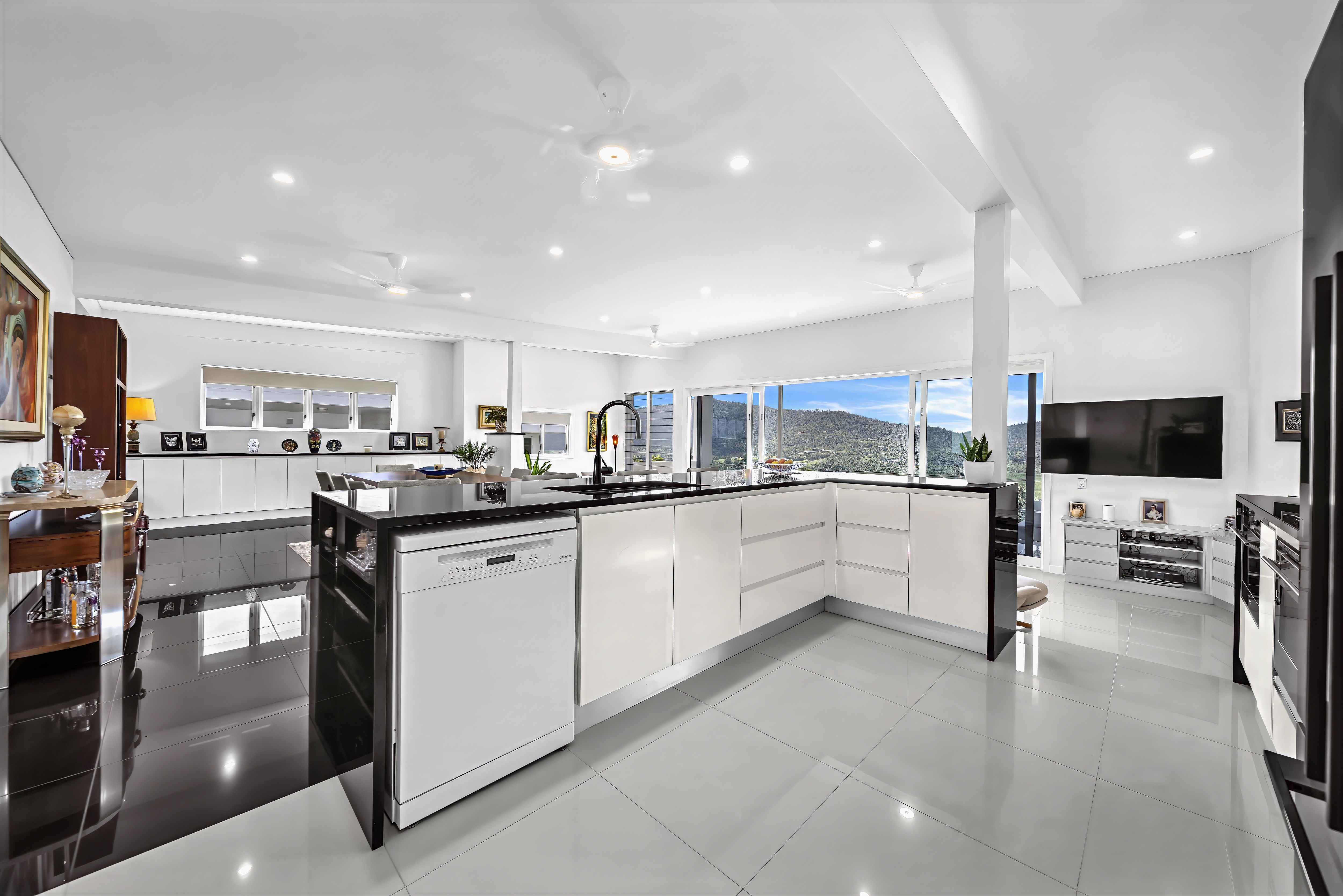  25 Airlie View, Airlie Beach - 物件實景
